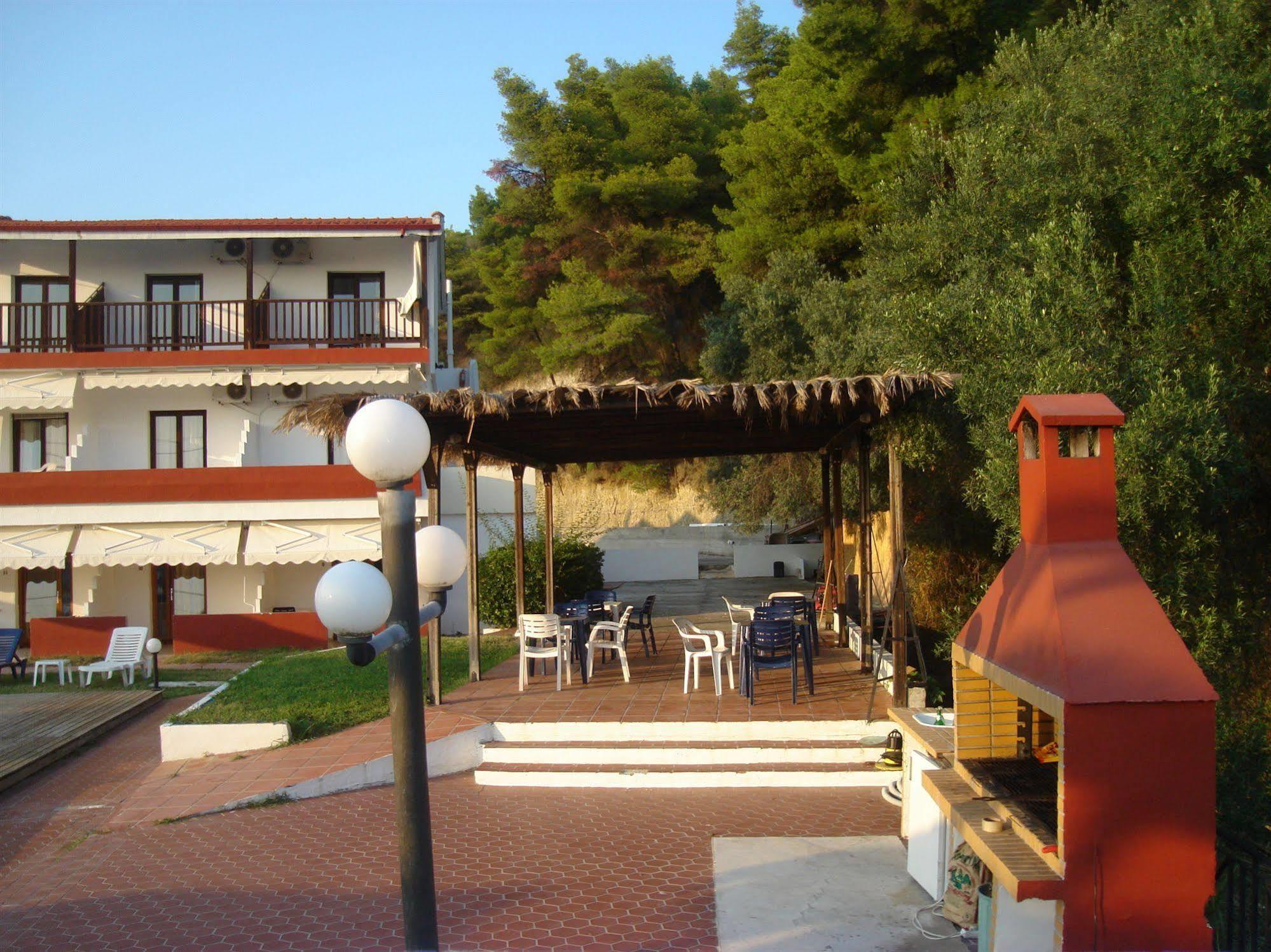 Hotel Idea Fourka Exterior photo